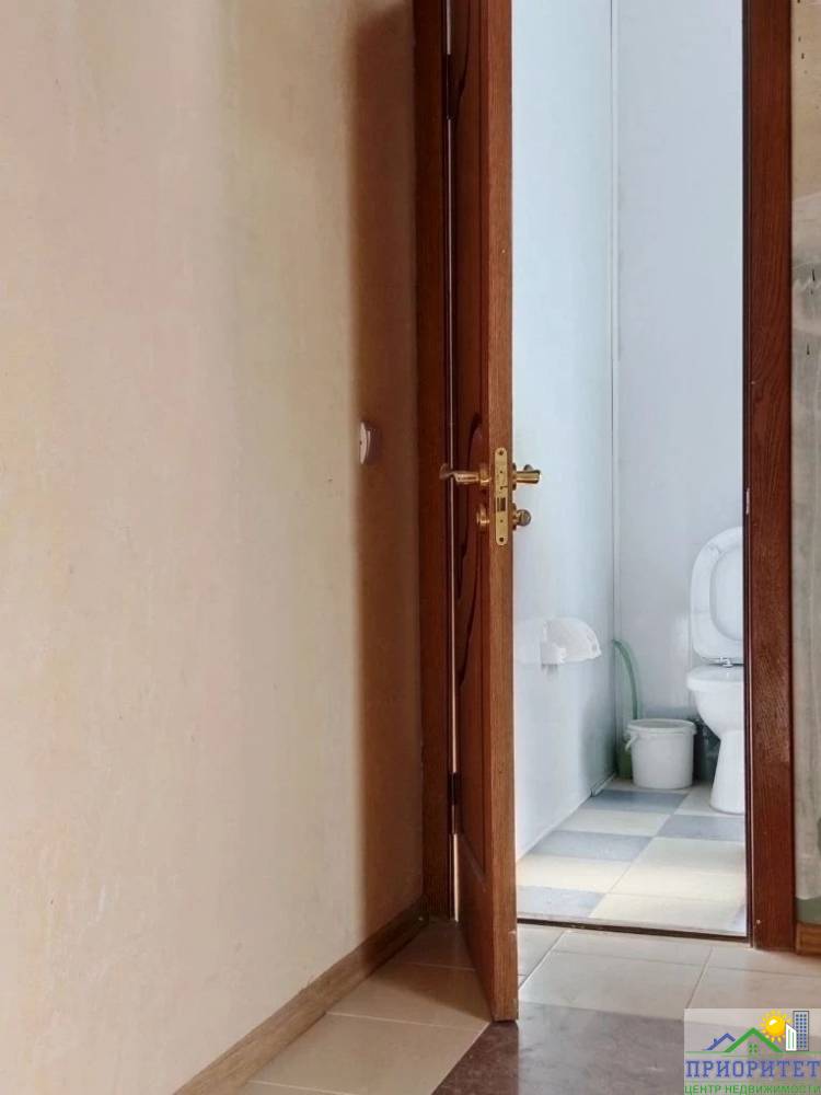 photo_5357395321903846417_y