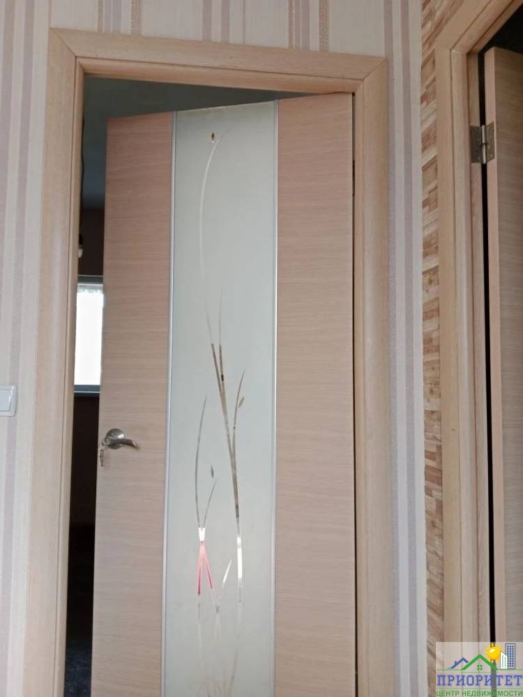 photo_5357395321903846421_y