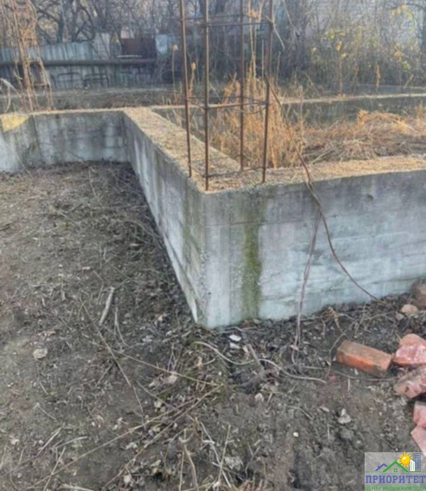 photo_5357395321903846927_y