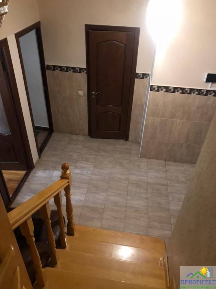 photo_5352673275944834638_y