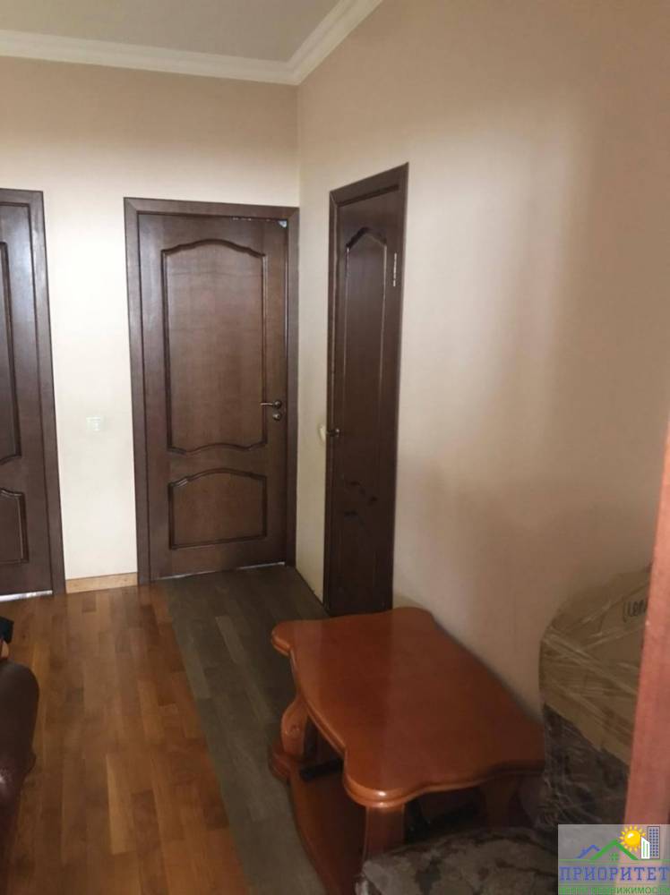 photo_5357159347810670800_y